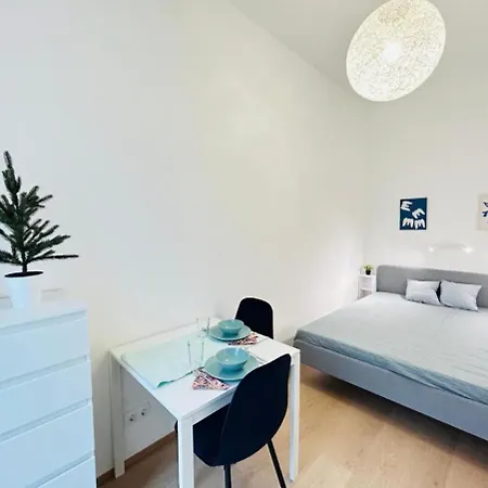 Apartment City Vibes