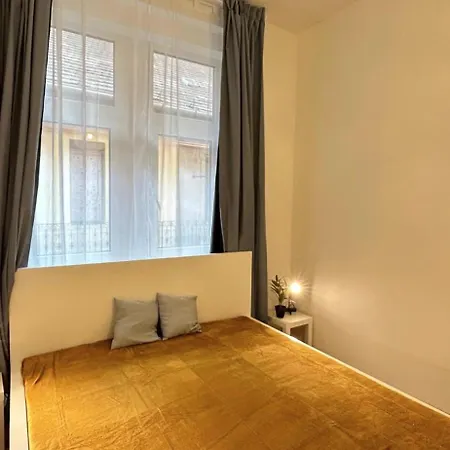 City Vibes Apartment *